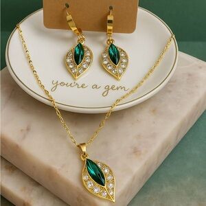 Elegant Gold Plated Green Leaf Jewelry Set